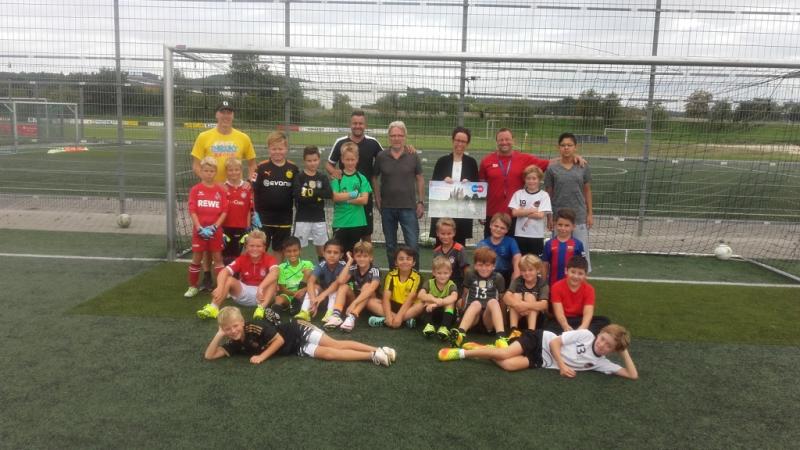 Kreissparkasse Limburg unterstützt die Jugendarbeit beim SV Elz