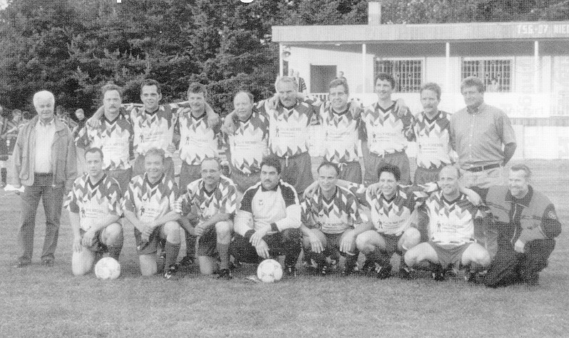 Die Alten Herren des SV Elz sind Fußball-Kreispokalsieger 1997/1998